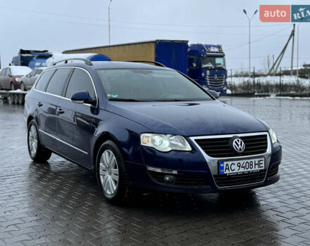 Синий Фольксваген Пассат, объемом двигателя 1.97 л и пробегом 358 тыс. км за 5900 $, фото 4 на Automoto.ua