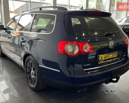 Синий Фольксваген Пассат, объемом двигателя 1.97 л и пробегом 340 тыс. км за 5600 $, фото 4 на Automoto.ua