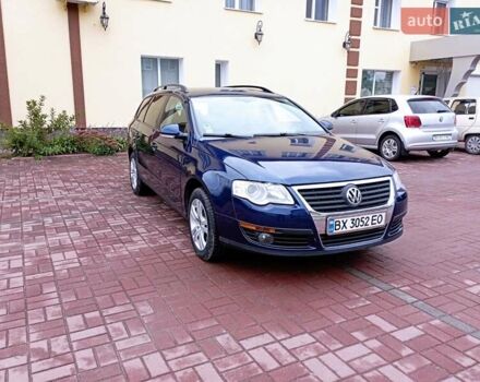 Синий Фольксваген Пассат, объемом двигателя 1.6 л и пробегом 236 тыс. км за 5499 $, фото 2 на Automoto.ua