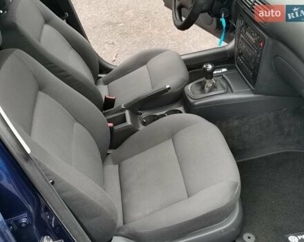 Синий Фольксваген Пассат, объемом двигателя 1.6 л и пробегом 240 тыс. км за 5400 $, фото 20 на Automoto.ua