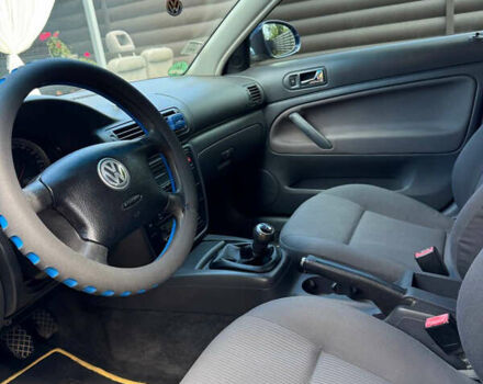 Синий Фольксваген Пассат, объемом двигателя 1.6 л и пробегом 160 тыс. км за 4999 $, фото 4 на Automoto.ua