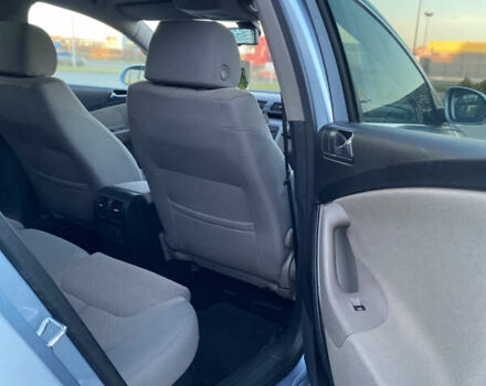 Синій Фольксваген Пассат, об'ємом двигуна 1.6 л та пробігом 202 тис. км за 6600 $, фото 17 на Automoto.ua