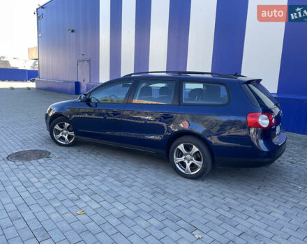 Синий Фольксваген Пассат, объемом двигателя 1.6 л и пробегом 235 тыс. км за 4700 $, фото 4 на Automoto.ua