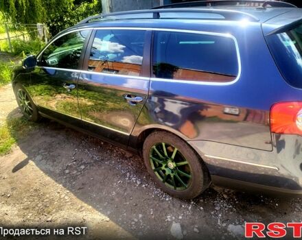 Синий Фольксваген Пассат, объемом двигателя 2 л и пробегом 290 тыс. км за 6999 $, фото 1 на Automoto.ua