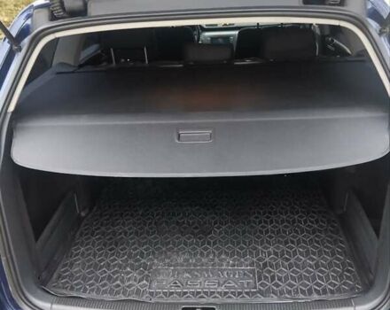 Синий Фольксваген Пассат, объемом двигателя 1.6 л и пробегом 286 тыс. км за 4700 $, фото 2 на Automoto.ua