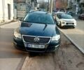 Синий Фольксваген Пассат, объемом двигателя 2 л и пробегом 255 тыс. км за 5200 $, фото 1 на Automoto.ua