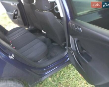 Синий Фольксваген Пассат, объемом двигателя 1.6 л и пробегом 236 тыс. км за 5100 $, фото 18 на Automoto.ua
