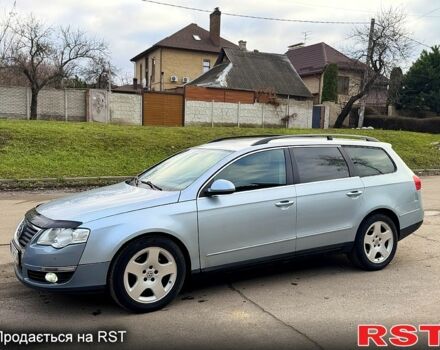 Синій Фольксваген Пассат, об'ємом двигуна 2 л та пробігом 289 тис. км за 5400 $, фото 2 на Automoto.ua