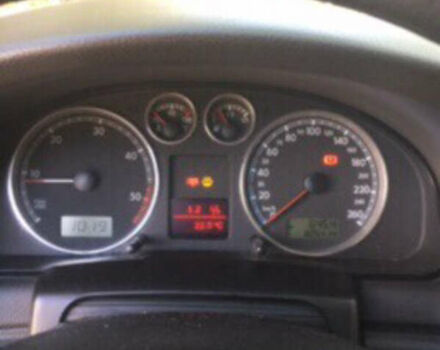 Синий Фольксваген Пассат, объемом двигателя 1.9 л и пробегом 324 тыс. км за 5000 $, фото 6 на Automoto.ua