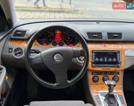 Синий Фольксваген Пассат, объемом двигателя 2 л и пробегом 358 тыс. км за 5700 $, фото 27 на Automoto.ua