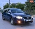Синий Фольксваген Пассат, объемом двигателя 2 л и пробегом 350 тыс. км за 5599 $, фото 1 на Automoto.ua