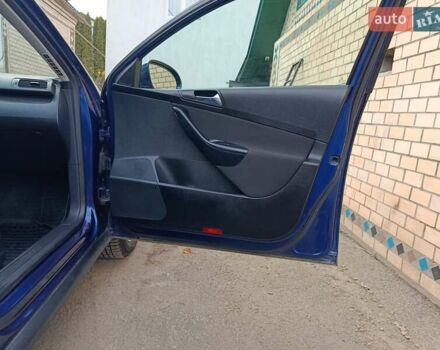 Синій Фольксваген Пассат, об'ємом двигуна 1.6 л та пробігом 237 тис. км за 5400 $, фото 35 на Automoto.ua
