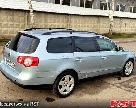 Синій Фольксваген Пассат, об'ємом двигуна 2 л та пробігом 289 тис. км за 5400 $, фото 4 на Automoto.ua