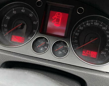 Синій Фольксваген Пассат, об'ємом двигуна 1.6 л та пробігом 212 тис. км за 5300 $, фото 4 на Automoto.ua