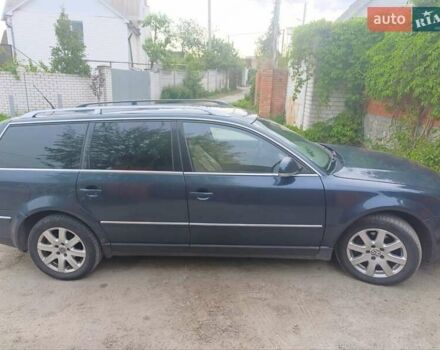 Синий Фольксваген Пассат, объемом двигателя 2.5 л и пробегом 368 тыс. км за 5200 $, фото 2 на Automoto.ua