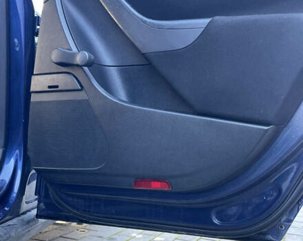 Синий Фольксваген Пассат, объемом двигателя 1.6 л и пробегом 235 тыс. км за 4700 $, фото 19 на Automoto.ua