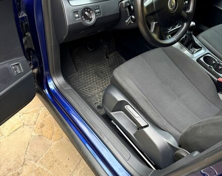 Синий Фольксваген Пассат, объемом двигателя 1.6 л и пробегом 181 тыс. км за 5700 $, фото 11 на Automoto.ua