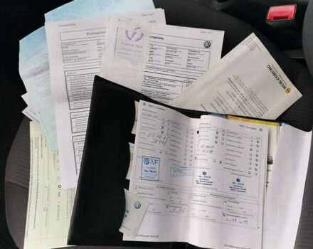 Синий Фольксваген Пассат, объемом двигателя 1.6 л и пробегом 240 тыс. км за 5400 $, фото 28 на Automoto.ua