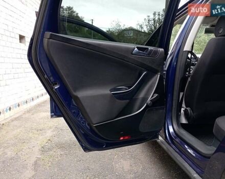 Синий Фольксваген Пассат, объемом двигателя 1.6 л и пробегом 236 тыс. км за 5499 $, фото 24 на Automoto.ua