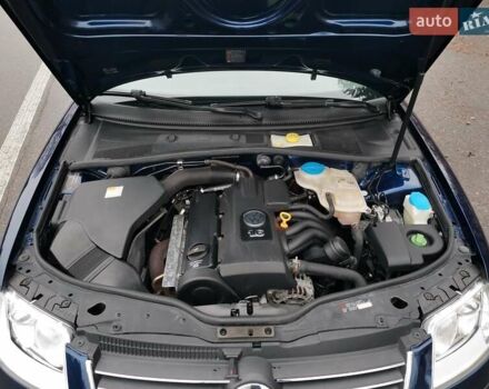 Синий Фольксваген Пассат, объемом двигателя 1.6 л и пробегом 240 тыс. км за 5400 $, фото 23 на Automoto.ua