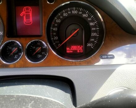 Синий Фольксваген Пассат, объемом двигателя 2 л и пробегом 290 тыс. км за 6999 $, фото 6 на Automoto.ua