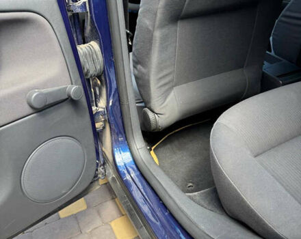 Синий Фольксваген Пассат, объемом двигателя 1.6 л и пробегом 160 тыс. км за 4999 $, фото 6 на Automoto.ua