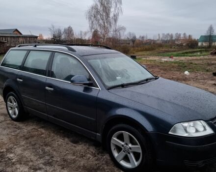 Синий Фольксваген Пассат, объемом двигателя 1.9 л и пробегом 318 тыс. км за 3100 $, фото 1 на Automoto.ua