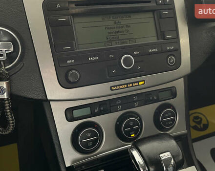 Синий Фольксваген Пассат, объемом двигателя 1.97 л и пробегом 340 тыс. км за 5600 $, фото 13 на Automoto.ua