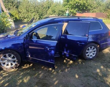 Синій Фольксваген Пассат, об'ємом двигуна 2 л та пробігом 346 тис. км за 6400 $, фото 11 на Automoto.ua