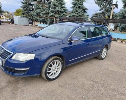 Синий Фольксваген Пассат, объемом двигателя 1.9 л и пробегом 288 тыс. км за 5999 $, фото 4 на Automoto.ua