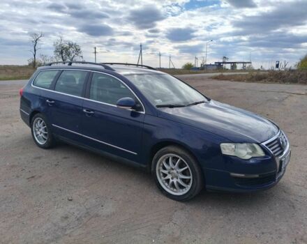 Синий Фольксваген Пассат, объемом двигателя 1.9 л и пробегом 288 тыс. км за 5999 $, фото 6 на Automoto.ua