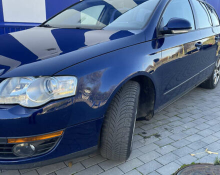 Синий Фольксваген Пассат, объемом двигателя 1.6 л и пробегом 235 тыс. км за 4700 $, фото 13 на Automoto.ua