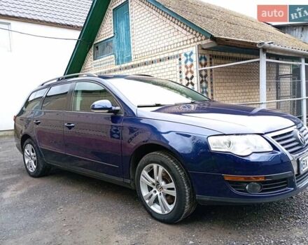 Синий Фольксваген Пассат, объемом двигателя 1.6 л и пробегом 236 тыс. км за 5499 $, фото 13 на Automoto.ua