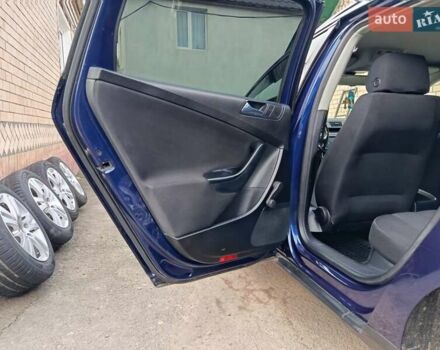 Синій Фольксваген Пассат, об'ємом двигуна 1.6 л та пробігом 237 тис. км за 5400 $, фото 32 на Automoto.ua