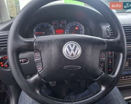 Синий Фольксваген Пассат, объемом двигателя 1.9 л и пробегом 353 тыс. км за 4900 $, фото 38 на Automoto.ua