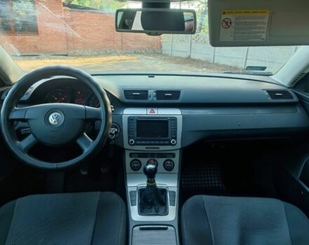 Синий Фольксваген Пассат, объемом двигателя 1.9 л и пробегом 288 тыс. км за 5999 $, фото 2 на Automoto.ua