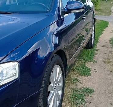 Синій Фольксваген Пассат, об'ємом двигуна 2 л та пробігом 272 тис. км за 7300 $, фото 7 на Automoto.ua