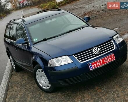 Синий Фольксваген Пассат, объемом двигателя 1.6 л и пробегом 240 тыс. км за 5400 $, фото 4 на Automoto.ua