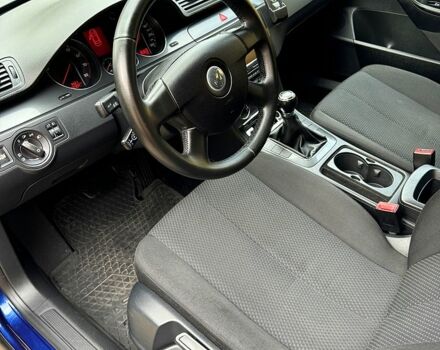 Синий Фольксваген Пассат, объемом двигателя 1.6 л и пробегом 181 тыс. км за 5700 $, фото 8 на Automoto.ua