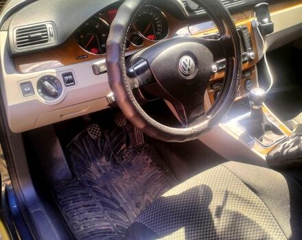 Синий Фольксваген Пассат, объемом двигателя 2 л и пробегом 290 тыс. км за 6999 $, фото 4 на Automoto.ua