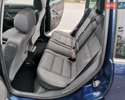 Синий Фольксваген Пассат, объемом двигателя 1.6 л и пробегом 240 тыс. км за 5400 $, фото 19 на Automoto.ua