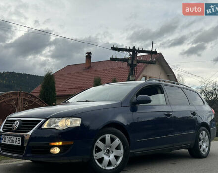Синий Фольксваген Пассат, объемом двигателя 1.97 л и пробегом 250 тыс. км за 4700 $, фото 2 на Automoto.ua