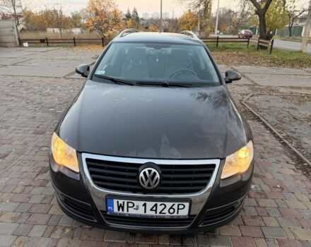 Синий Фольксваген Пассат, объемом двигателя 2 л и пробегом 345 тыс. км за 3100 $, фото 2 на Automoto.ua