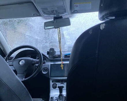 Синий Фольксваген Пассат, объемом двигателя 1.6 л и пробегом 266 тыс. км за 4500 $, фото 10 на Automoto.ua