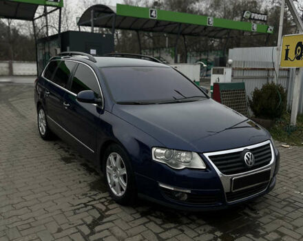 Синий Фольксваген Пассат, объемом двигателя 2 л и пробегом 350 тыс. км за 7200 $, фото 2 на Automoto.ua