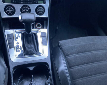 Синий Фольксваген Пассат, объемом двигателя 1.6 л и пробегом 266 тыс. км за 4500 $, фото 9 на Automoto.ua