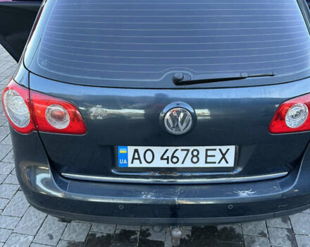 Фольксваген Пассат 2006 в Ужгороде на Automoto.ua Синий Фольксваген Пассат, объемом двигателя 1.6 л и пробегом 228 тыс. км за 4950 $, фото 1 на Automoto.ua