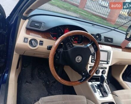 Синий Фольксваген Пассат, объемом двигателя 2 л и пробегом 420 тыс. км за 7000 $, фото 2 на Automoto.ua