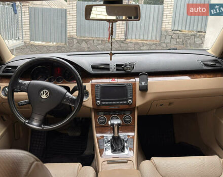 Синий Фольксваген Пассат, объемом двигателя 1.97 л и пробегом 374 тыс. км за 7200 $, фото 8 на Automoto.ua