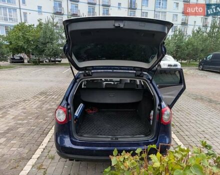 Синій Фольксваген Пассат, об'ємом двигуна 1.97 л та пробігом 255 тис. км за 6200 $, фото 12 на Automoto.ua